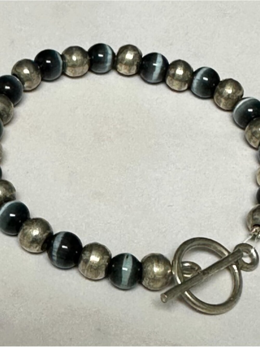 Sterling Silver Beaded Bracelet Black Cat's Eye Glass Beads Toggle Clasp 6.5"